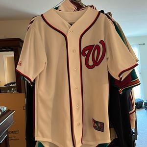 Washington Nationals Jersey Size S very small spots on 1 sleeve